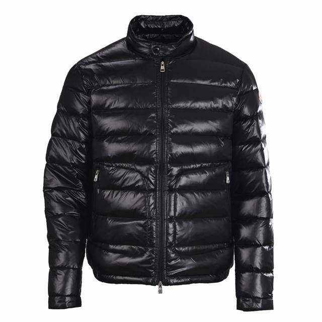 Moncler Minimalist Down Jacket with Large Pockets and Stand Collar, Glossy and L