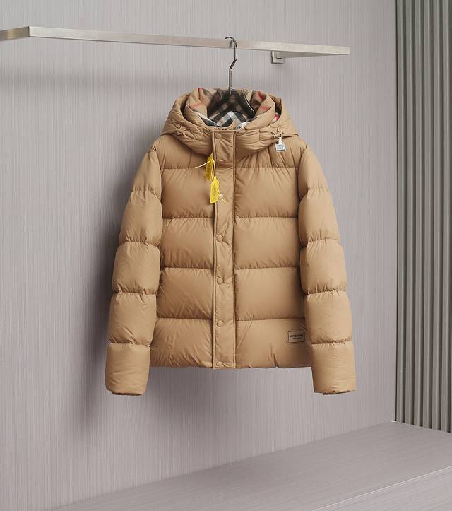 Top-quality Burberry 2025 Autumn/Winter New Men's Hooded Down Jacket/Outerwear,