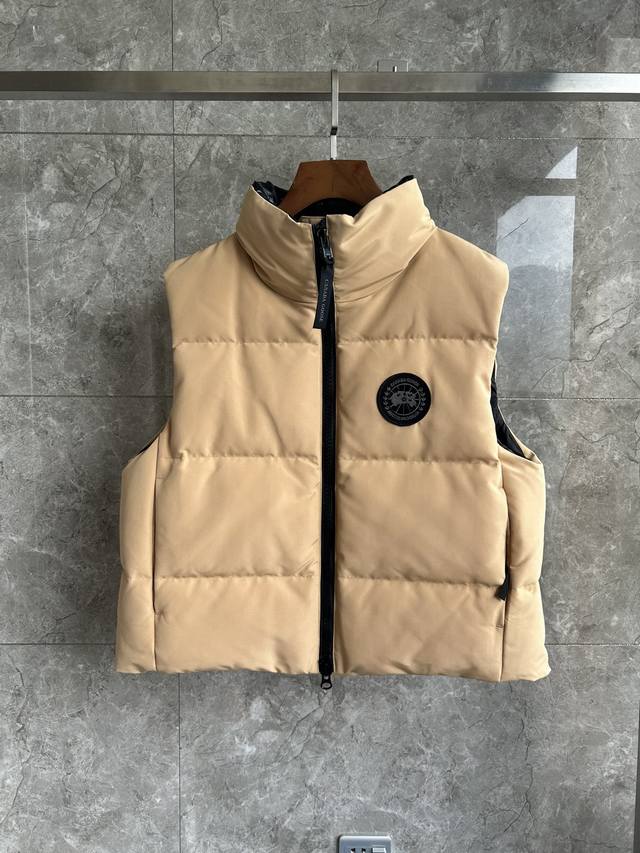 2267Wb Grandview Black Label Women's Short Vest. Made with Arctic Tech recycled