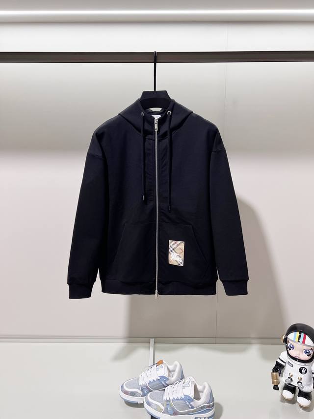 Burberry Custom Fabric Zippered Hooded Jacket Set. Classic Simple Check Patchwor