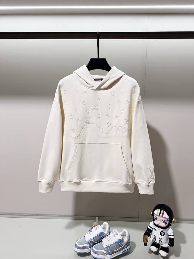 Louis Vuitton 420g 100% Cotton Hooded Sweatshirt. Features classic floral four-l