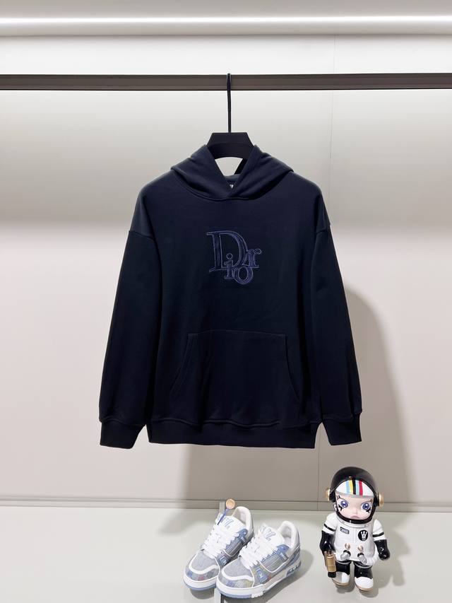 Dior 420g pure cotton hooded sweatshirt. Features embroidered logo, lettering, g