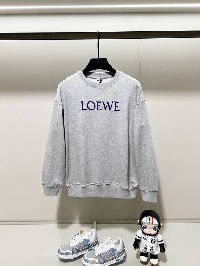 Loewe 420g 100% Cotton Crew Neck Sweatshirt. Features a simplified letter logo a