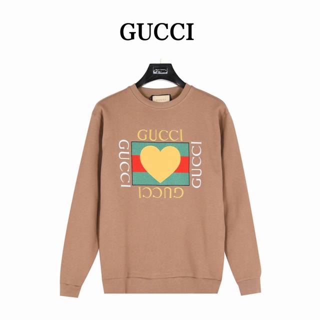 Gucci Valentine's Day Heart Patch Embroidery Crew Neck Sweatshirt. Made of 460g