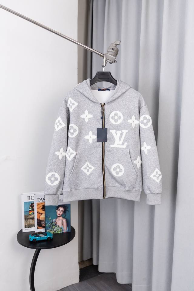 Style Number: S030 Louis Vuitton 2025 Autumn/Winter New Men's Casual Hooded Swea