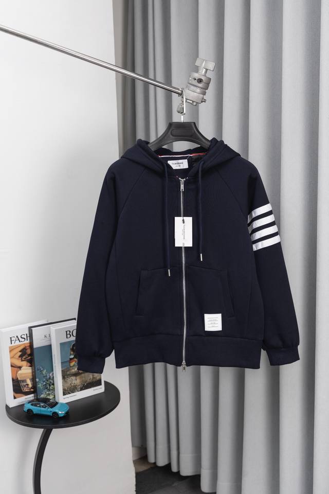 Style No.: S009 Thom Browne Classic Yarn-Dyed Four-Stripe Zip-Up Sweatshirt Jack