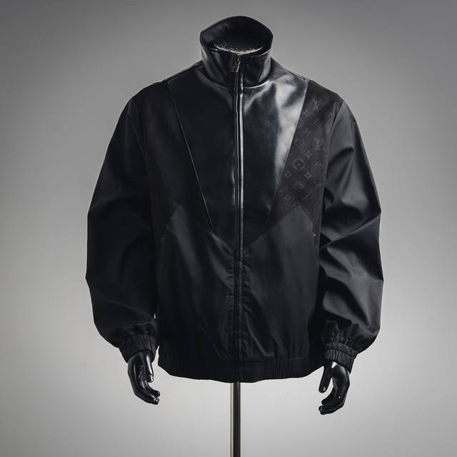 Louis Vuitton 25Ss Monogram Appliqu