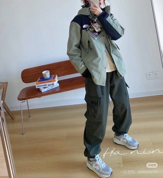 New Arrival! Two-Piece Super Version 1990 Mountain Jacket - Three-in-One with Do