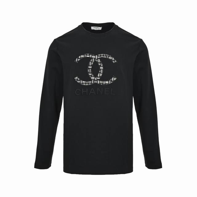 Chanel 25Fw Brocade Double C Applique Embroidered Long-Sleeve T-Shirt. A simple