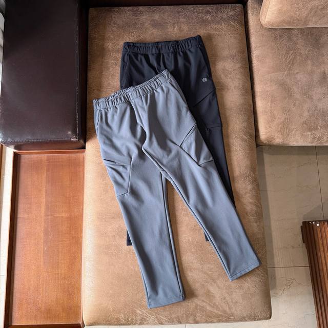 Kolon Sport Fleece-Lined Softshell Workwear Pants with Pockets - Water-Repellent