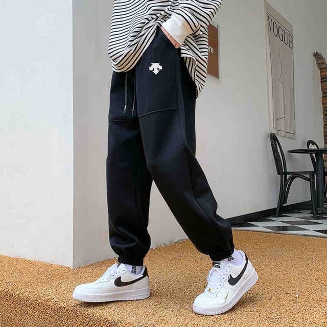 Descente Spring/Autumn Solid Color Patchwork Jogger Sweatpants, absolutely genu