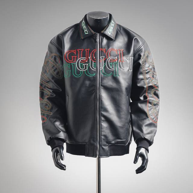 Gucci Leather Jacket with Logo on Chest (Ddd) - New Season. This biker-style lea
