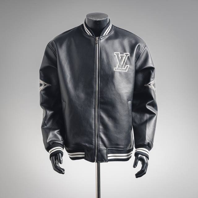 Louis Vuitton Lv 25Ss Logo Leather Jacket (Ddd) This is a new Louis Vuitton Lv 2