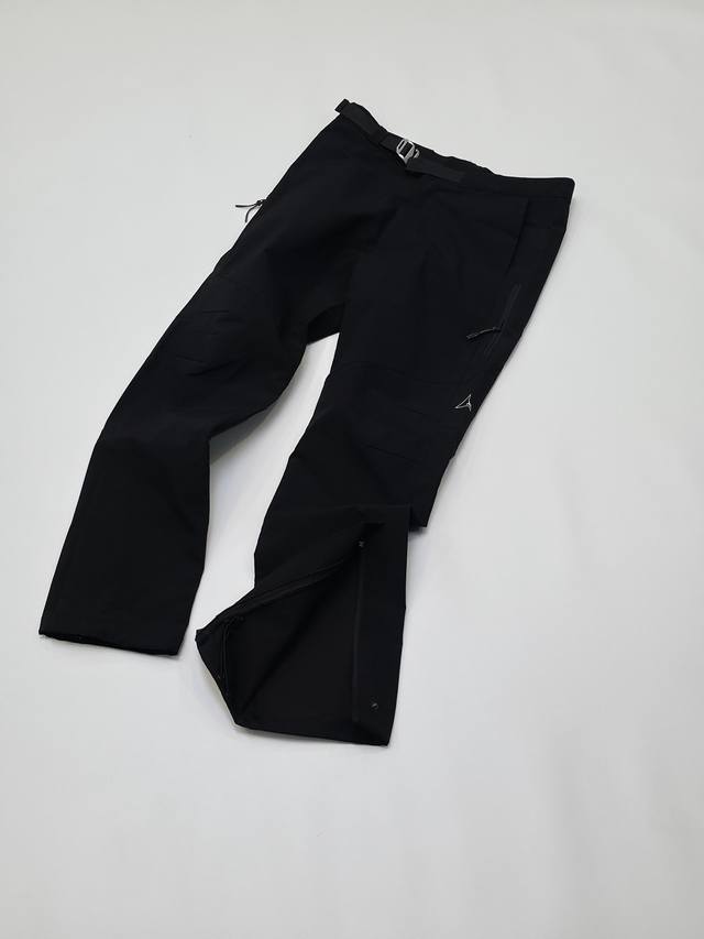 Roa Hiking Vibe Style Outdoor Mountain Functional Lightweight Loose Straight Leg