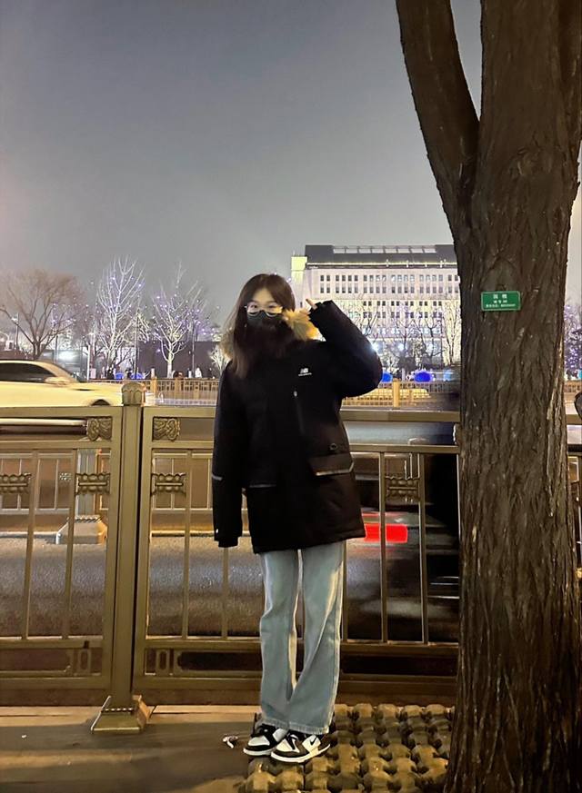 New Balance Solid Color Hooded Down Jacket with Fur Collar Filling: 90% white du