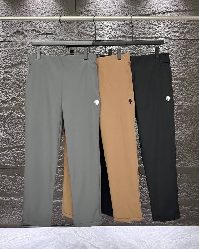 Descente Men's Cross-Training Waterproof Softshell Fleece-Lined Pants ( 1) - A w