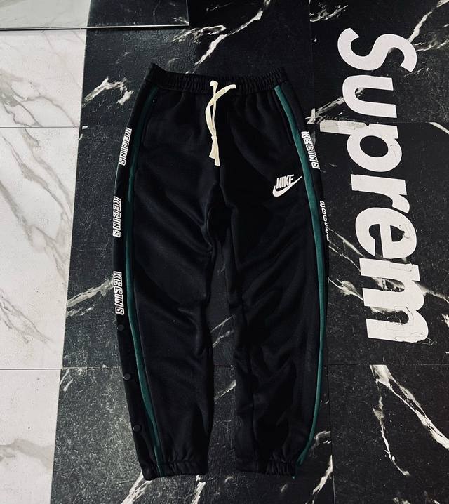 Nike Patchwork Button and Letter Winter New Arrival Jogger Sports Sweatpants for