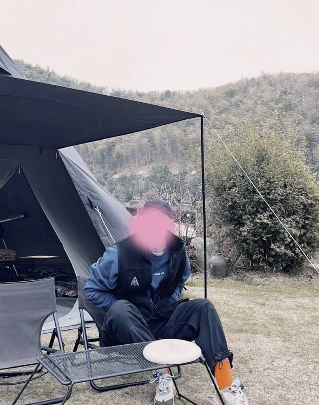 8115 "Layering essential, Acg all-weather gear." The entire garment features 4-n