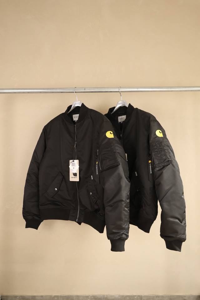 8111 Carhartt, the workwear icon, collaborated with Hirofumi Kiyonaga, the owner