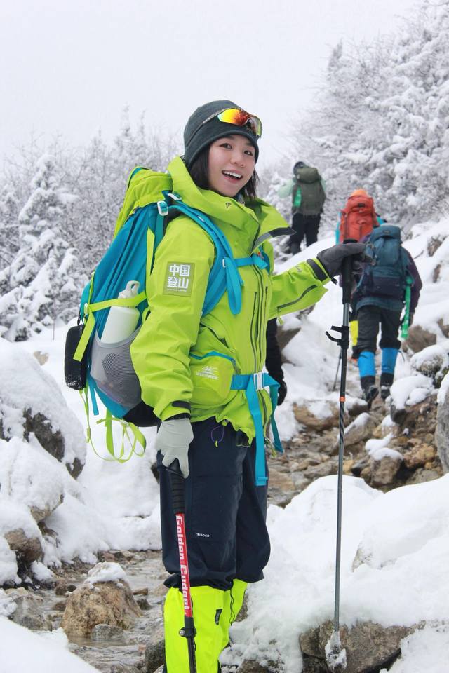 8095 Kailas Mont X-Pro Rain Jacket, a China-exclusive mountaineering colorway, m