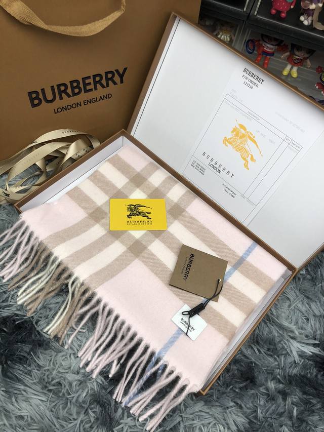 Burberry Cashmere Scarf Top-Tier Version