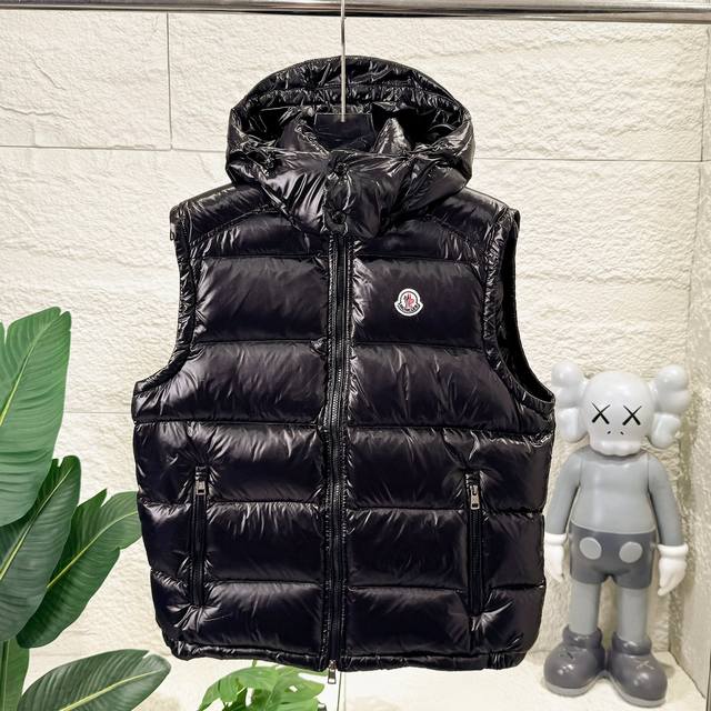 Top-tier version Moner Moncler Men's and Women's Down Vest (Ouse) Description: T
