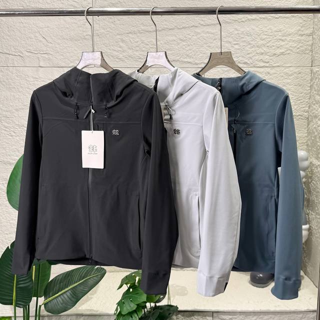 Kolon Sport Graphene Softshell Jacket, Antistatic, Water-Repellent, Men's and Wo