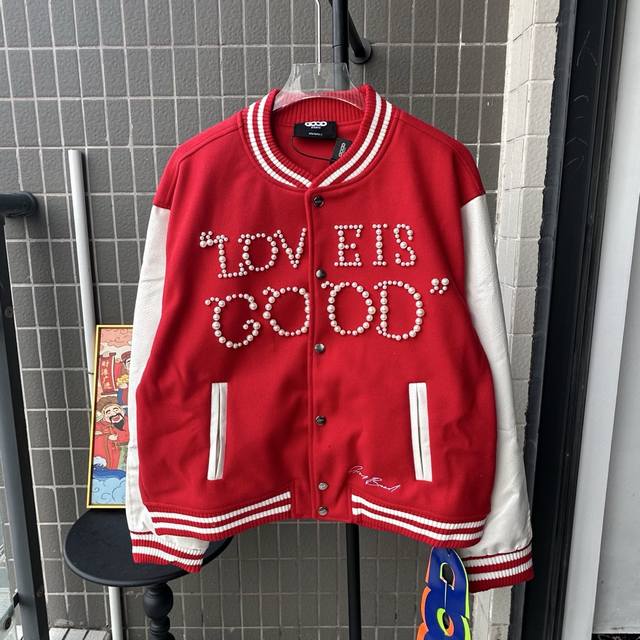 Style No.: Tt98 Goodbrand New Couple Casual Baseball Jacket with Beaded Letter E