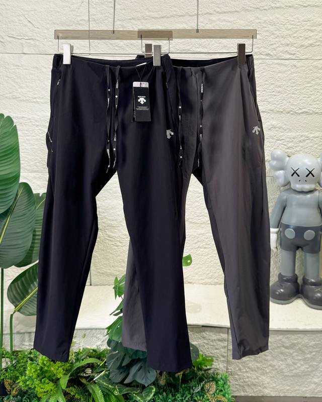 Descente Men's and Women's Sports Pants, Couple Style, Quick-Drying Casual Sport