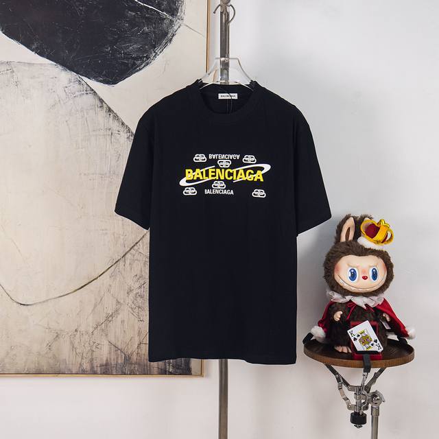 Zp Version [Exclusive Supply] Balenciaga 300g Crew Neck Short Sleeve T-Shirt. Fe