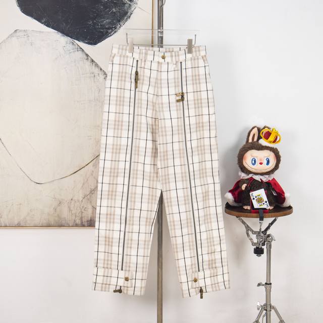 Zp Version [Exclusive Supply] Burberry 2025 Autumn/Winter New Arrival, Runway St