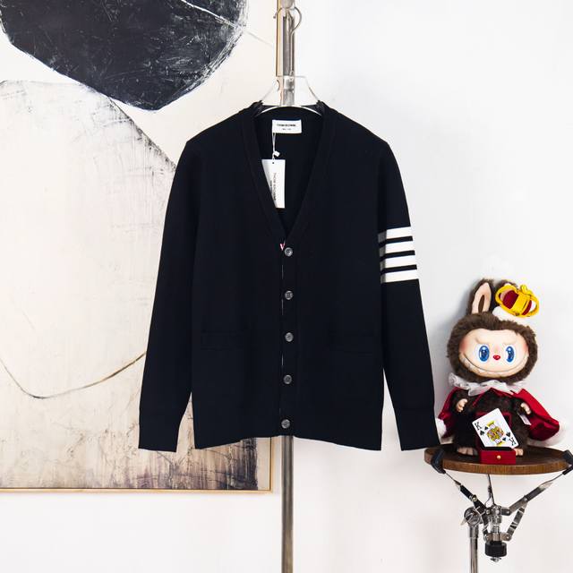 Zp Version [Exclusive Supply] Thom Browne Fall/Winter Classic Four Stripes Basic
