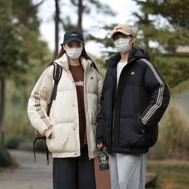 New Arrival! Adidas Couple Style Short Hooded Down Jacket. Classic Adidas Logo D