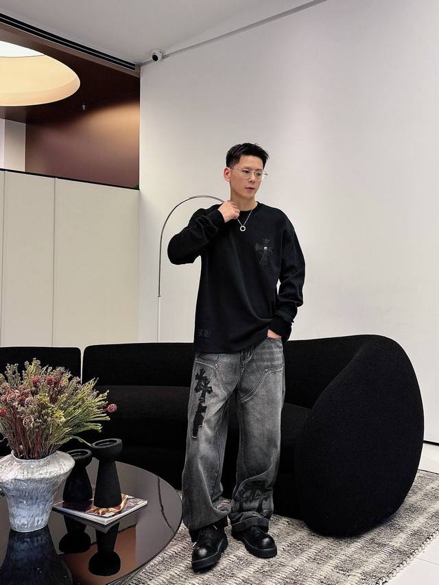 Clothes, Pants. LV New Arrival, Latest Boutique T-Shirt, High-End Custom Design,