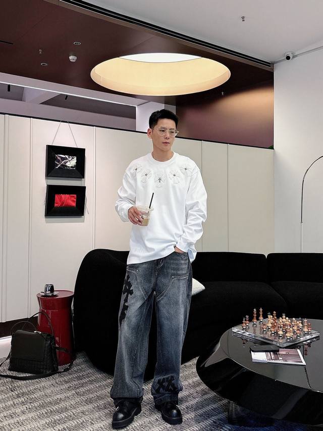 Clothing, Pants. Chrome Hearts Ch Ss New Cross Horseshoe Chrome Hearts Sanskrit