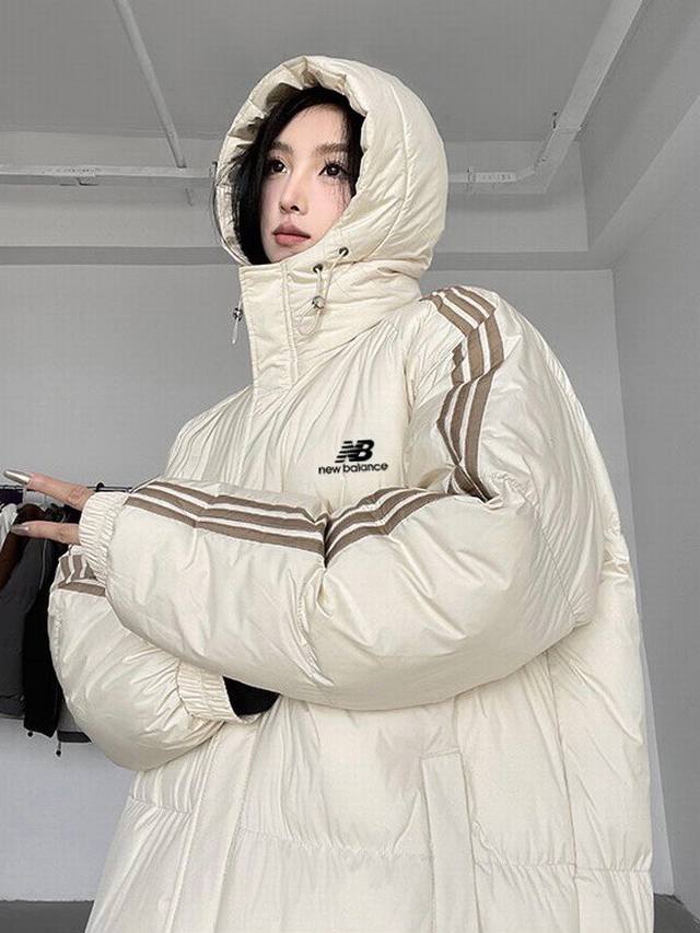 New Balance New Thick Hooded Down Cotton Jacket The lining is made of high-weigh