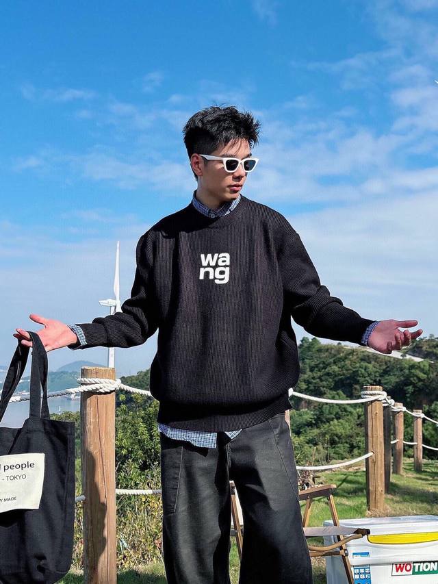 New Arrival Wang 3D Engraved Lettering Pullover Crew Neck Sweater Custom Knitted