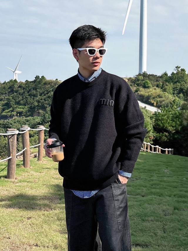 Min Min New Arrival Letter Pullover Crew Neck Sweater Custom knitted fabric with