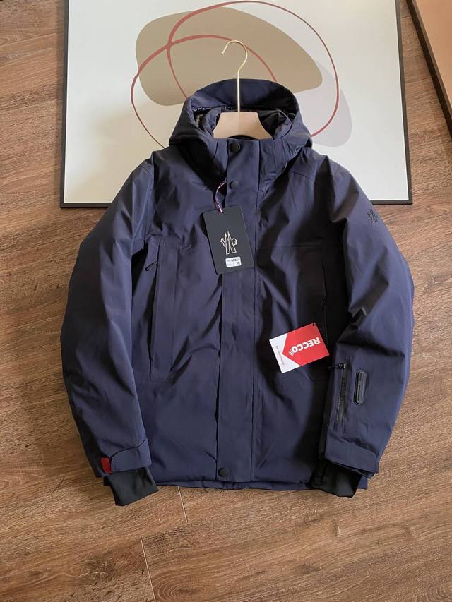 Order No. 10292. Ddd's unisex hooded ski down jacket, a top-of-the-line winter a