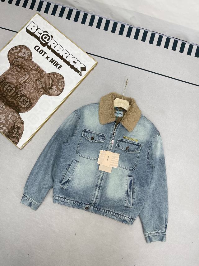 New Winter Miu Miu Wool Washed Embroidered Logo Jacket Denim Jacket for Women. M