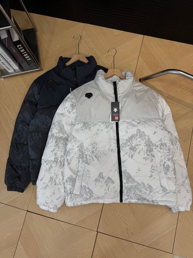 Genuine down jacket, high-quality version, passed security inspection. Descente