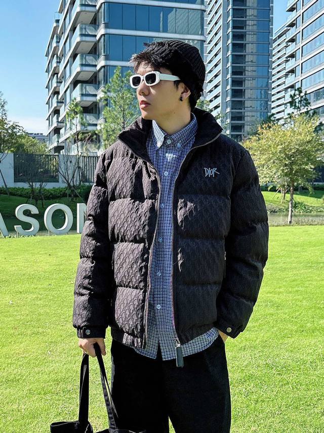 Drit Haute Couture New Arrival Jacquard Down Jacket. Made from premium technical