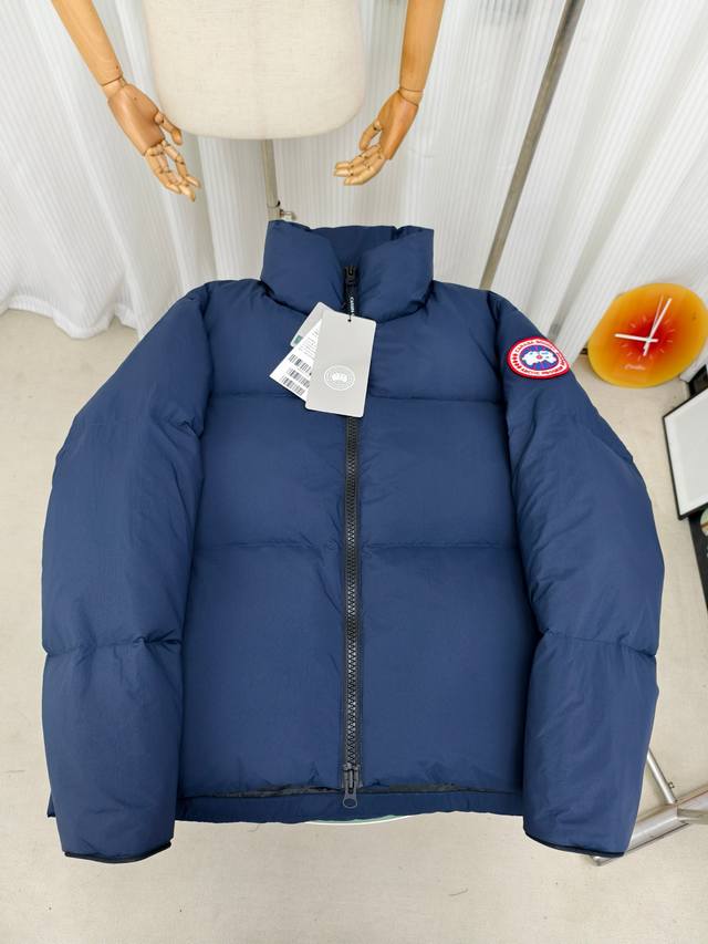 2802M High-Version Canada Goose Lawrence Down Jacket. This Lawrence down jacket