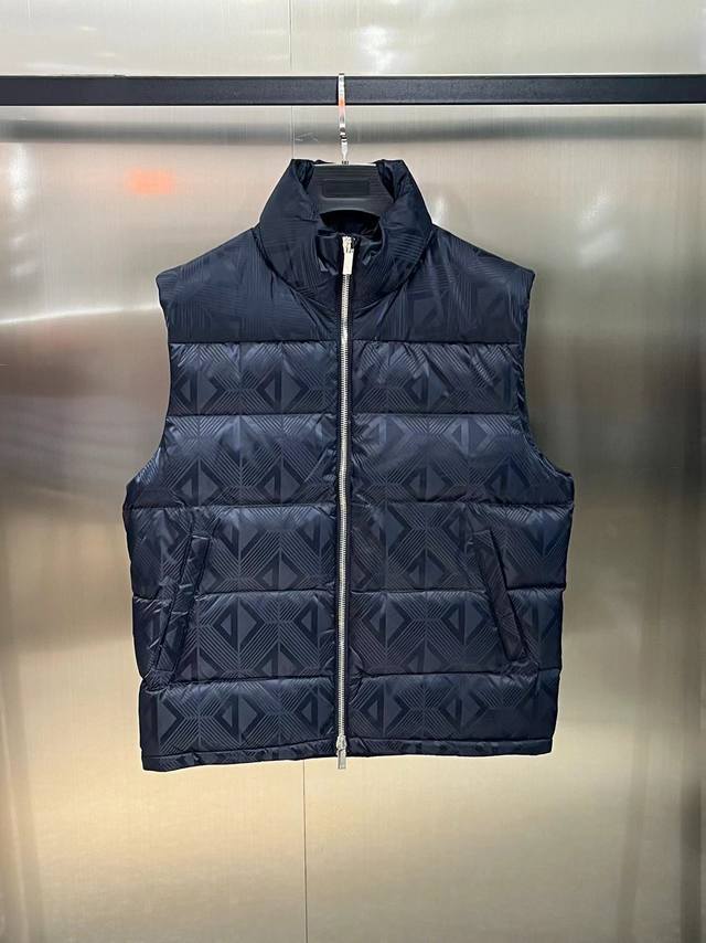 High-quality 2640Dr classic down vest, exclusive real shot. Fashionable, trendy,