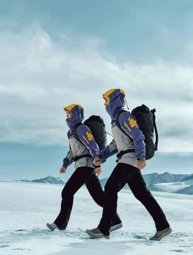 Year of the Snake Limited Edition Athlete Zhou Peng X Ling Yun, Inheritor of Eme