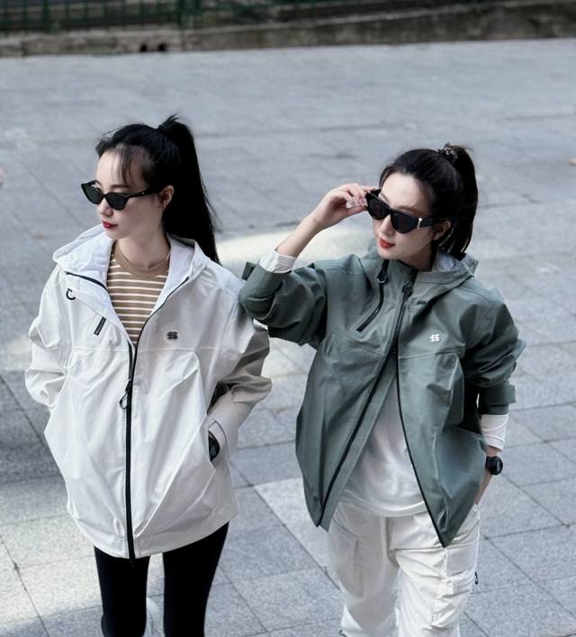 Kolon 2nd Generation Best Friend Outfits, Couple Outfits, Unisex Styles! Kolon S