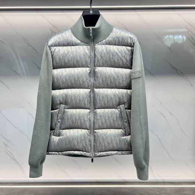 High-quality Dior Cd classic knitted down jacket, grey! uses imported Taiwanese