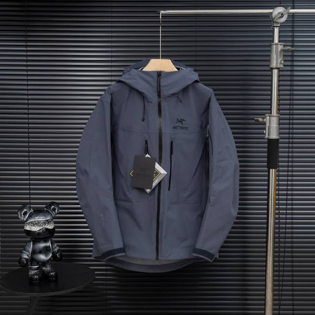 Top-tier Arc'teryx Alpha Series Sv 7th Generation Gore-Tex Pro Embroidered Logo