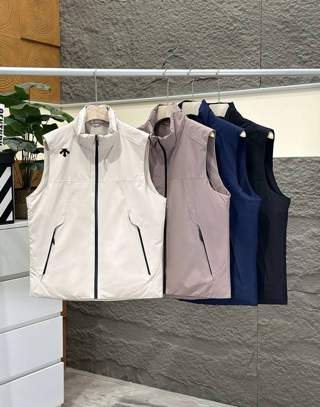 Supply Controlled Down! Descente New Model, High-Quality Functional Down, 90% Do