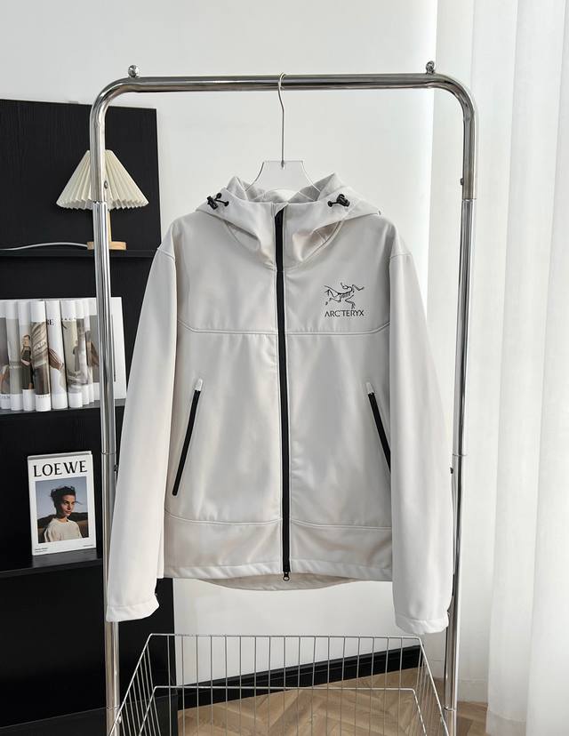 9905# Arc'teryx Overseas Boutique Waterproof and Breathable Softshell Fleece Lin